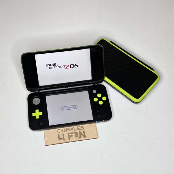 New Nintendo 2DS XL with Games - Image 5