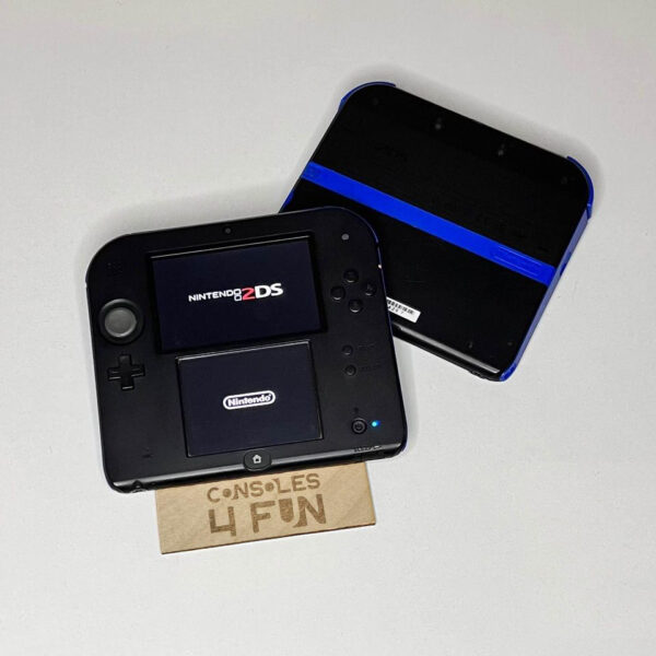 Nintendo 2DS with Games - Image 2