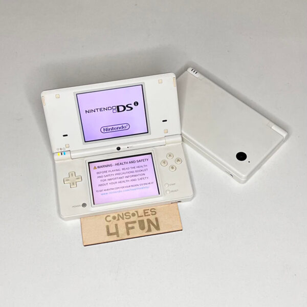 Nintendo DSi with Games - Image 8