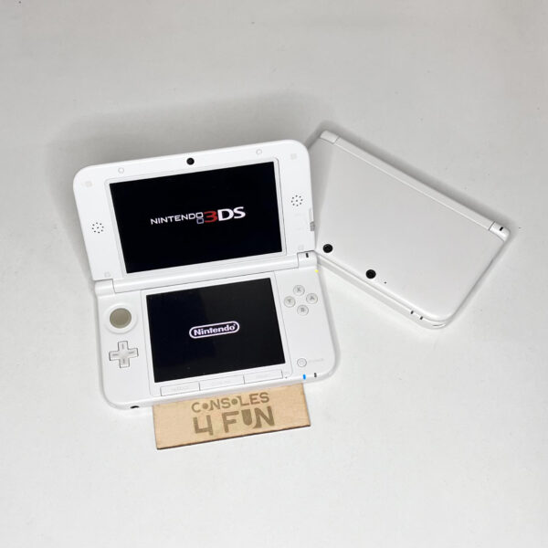 Nintendo 3DS XL with Games - Image 9