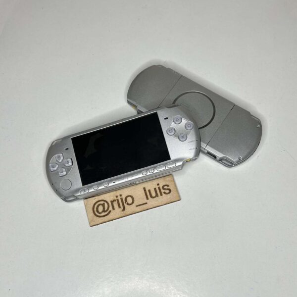 Sony PSP 3000 with Games - Image 4