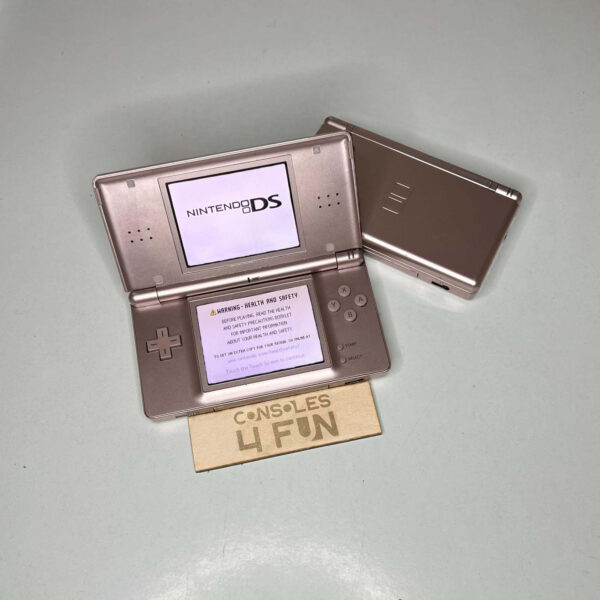 Nintendo DS Lite with Games - Image 10